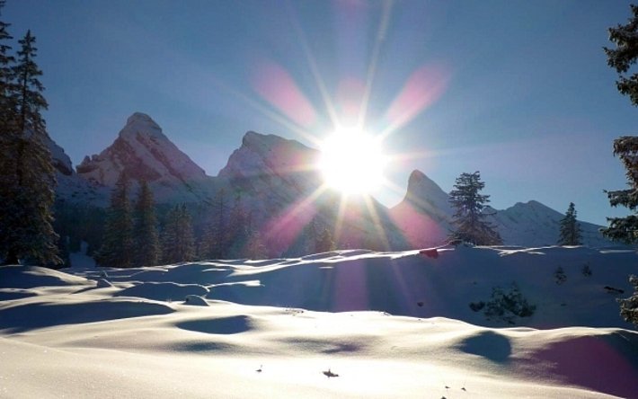 Neuschnee und bestes Bergwetter lockten am vergangenen Wochenende ins Freie (Churfirstenkette, SG; Foto: P. Diener, 07.01.2017).