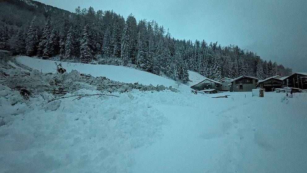 Erneuter Grossschneefall – verbreitet Grosse, im Westen sehr grosse Lawinengefahr