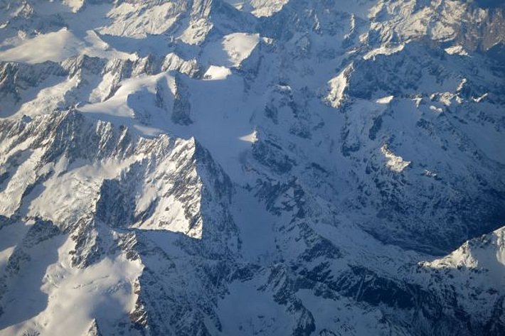 Blick aus der Vogelperspektive auf das Sustenpassgebiet (BE/UR) (Foto: L. Silvanti, 09.12.2016).