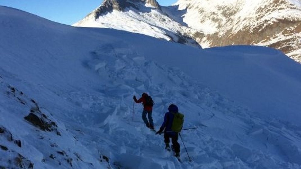 Weiterhin ausserordentlich wenig Schnee