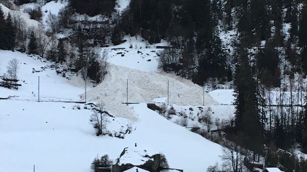 Jahreswechsel 2017/18: viel Neuschnee, Sturm, hohe Lawinenaktivität