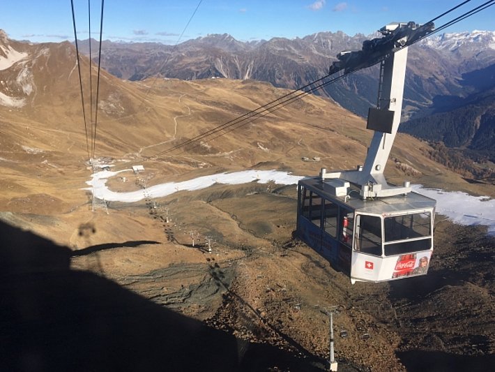 ... und hier im Parsenn-Skigebiet (Davos, GR) auf technischem Schnee (Foto: SLF/B. Zweifel).