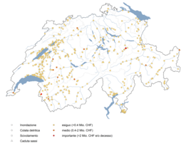 Carta della Svizzera con eventi di danno 2023 rappresentati da simboli per alluvione, colata detritica, frana e caduta massi, codificati per gravità del danno.
