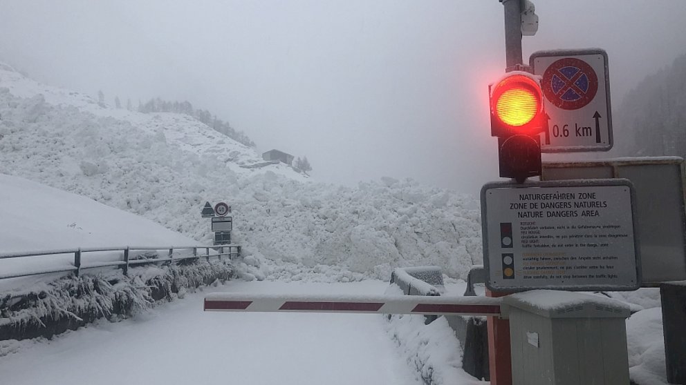 Auf verbreitet grosse Lawinengefahr (Stufe 4) folgten (Weihnachts)Tage mit traumhaften Schneesportbedingungen in den Bergen