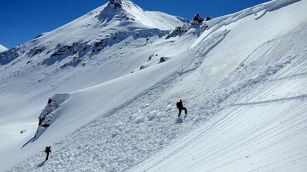 Retour de l’hiver avec de la neige jusqu’en plaine, puis de la pluie et des avalanches mouillées