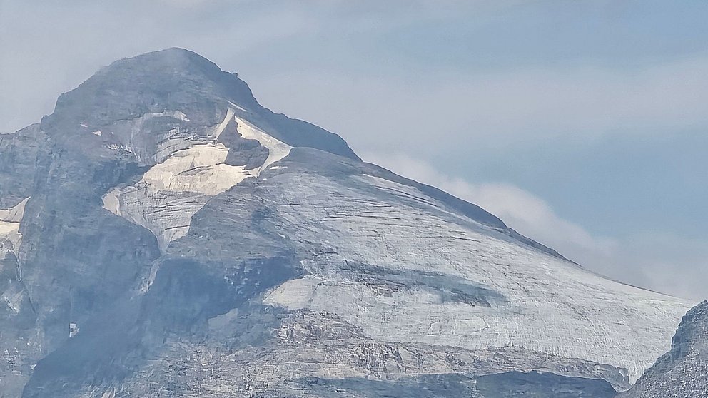 Été 2026 : Extrêmement chaud et sec, pas d’avalanches et presque pas de neige en haute montagne