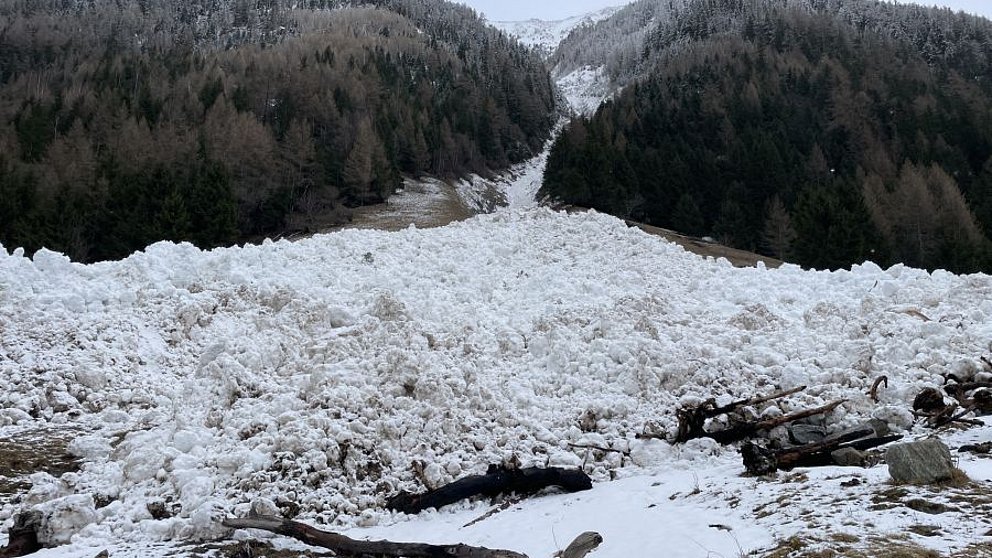 A nouveau beaucoup d’avalanches en raison de précipitations brèves mais intenses