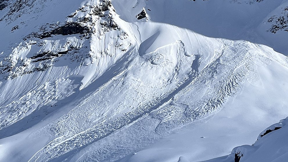Neuschnee auf schwacher Altschneedecke – vor allem im Süden kritische Lawinensituation