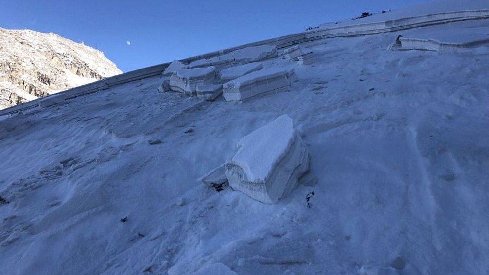 Persistance d’une situation avalancheuse «neige ancienne» et pluie jusqu’à haute altitude