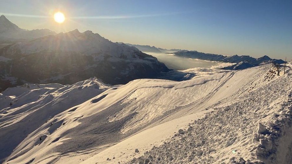 Plaisirs de la poudreuse dans le nord, randonnées dans le sud
