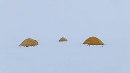 Le camp dans le Whiteout. (Photo : Sergi Gonzàlez-Herrero/SLF)