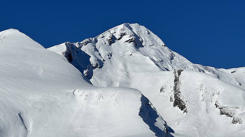 Le premier problème marqué de neige ancienne de l'hiver ?